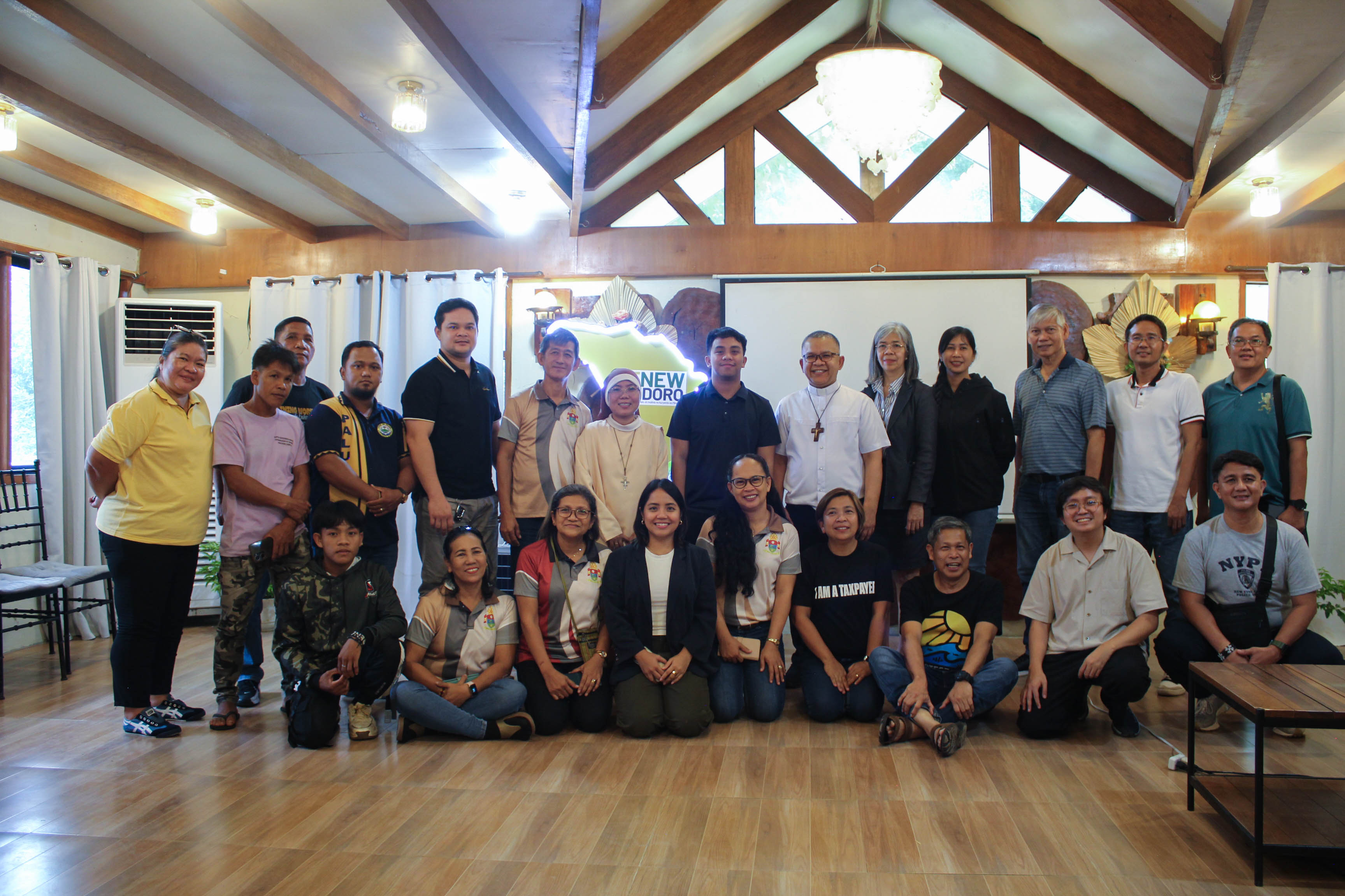 Mindoro groups push for RE to end power crisis